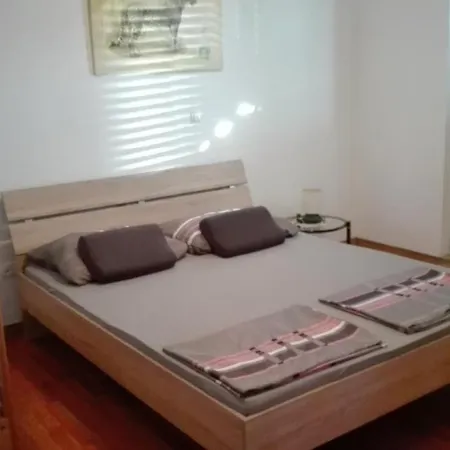 Gabriela Apartment *